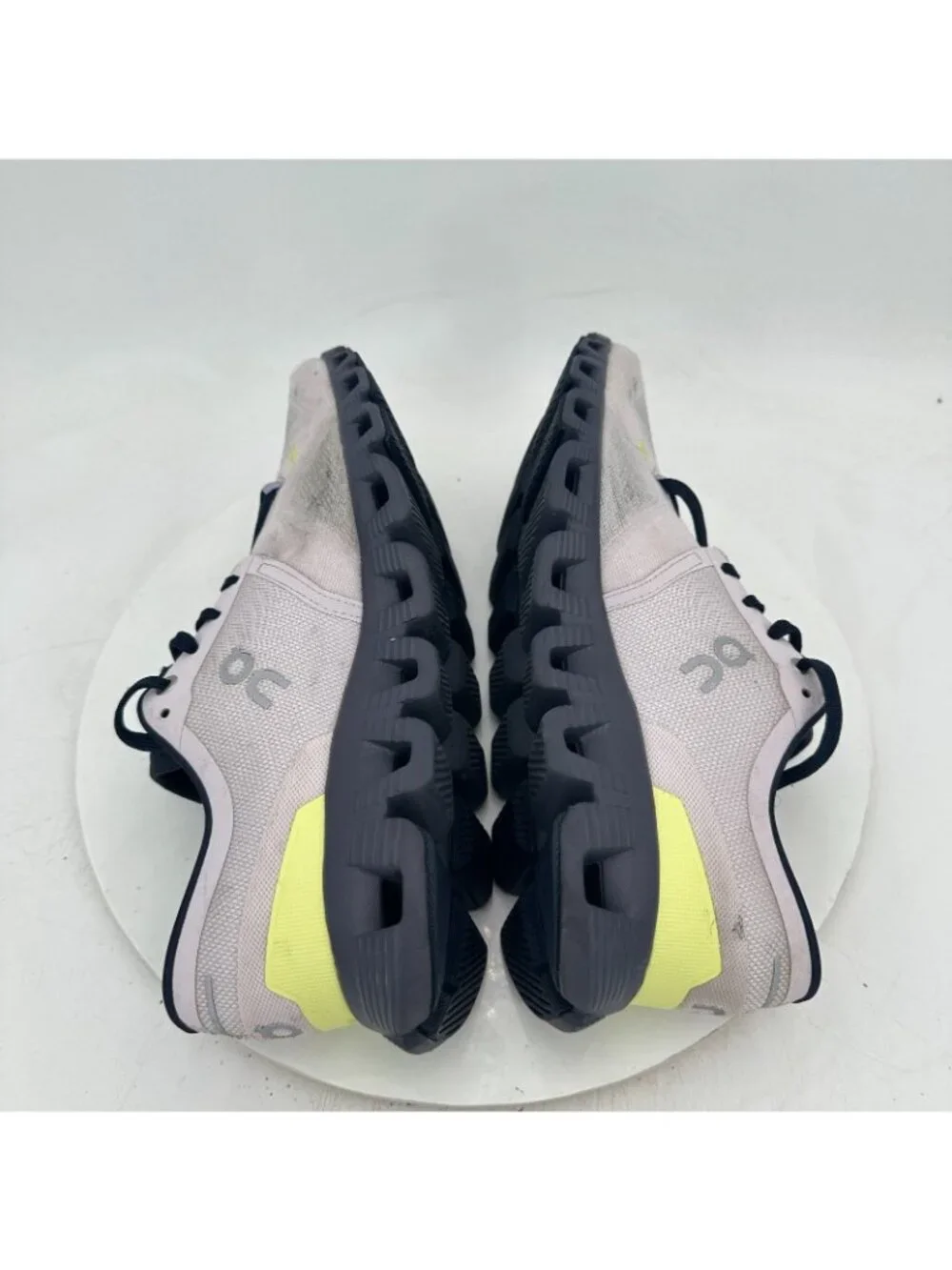 On Cloud X 3 Swiss Engineering Women Size 10 60.98098 Orchid Iron Running Shoes